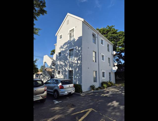 0.5 BEDROOM APARTMENT SOLD IN CLAREMONT